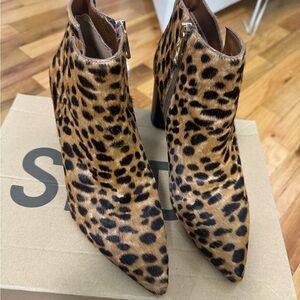 Cheetah booties size 7 Franco Sarto.
